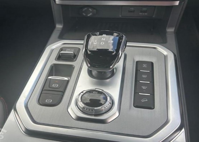 Used 1
                    JAC T9
                     for Sale Image