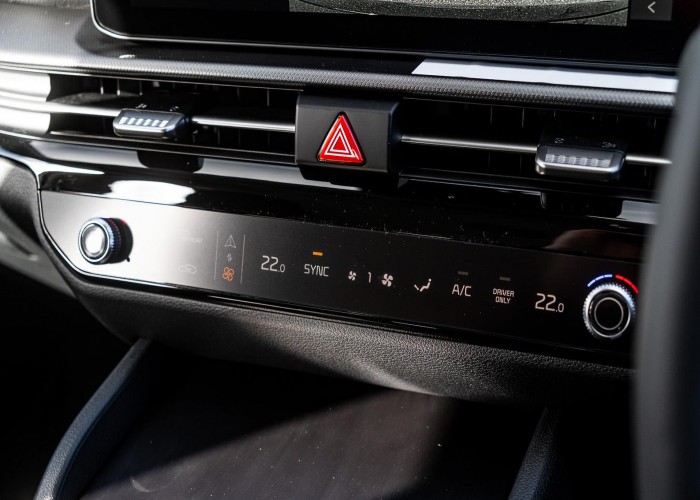 Used 1
                    KIA
                     for Sale Image