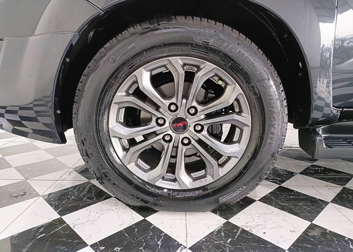 Used 11
                    TOYOTA
                     for Sale Image