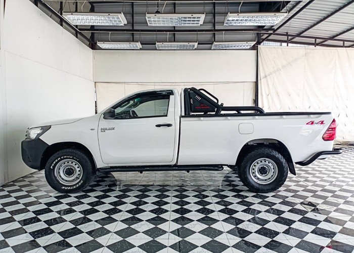 Used 7
                    TOYOTA
                     for Sale Image