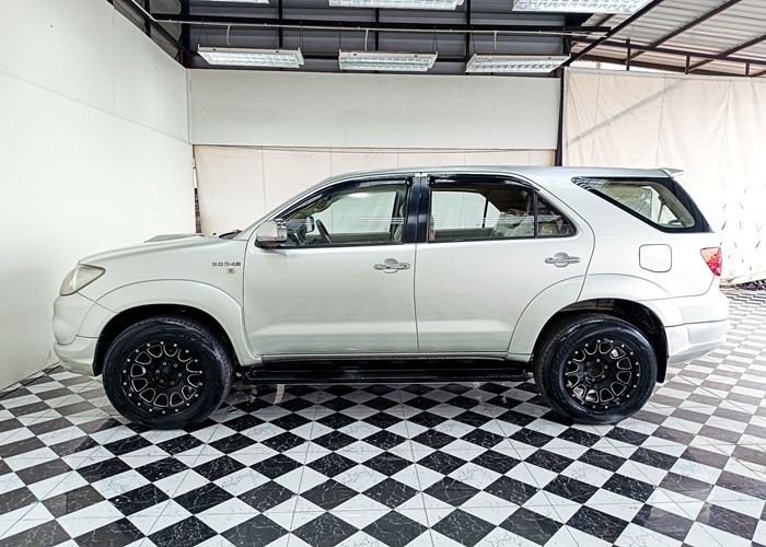 Used 4
                    TOYOTA
                     for Sale Image