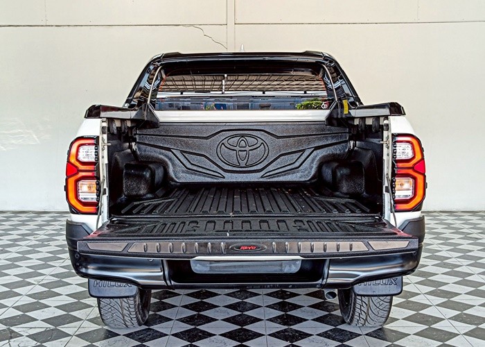 Used 9
                    TOYOTA
                     for Sale Image