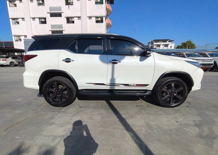 Used 11
                    TOYOTA
                     for Sale Image