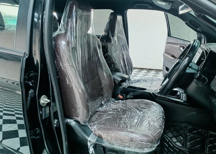 Used 6
                    ISUZU
                     for Sale Image