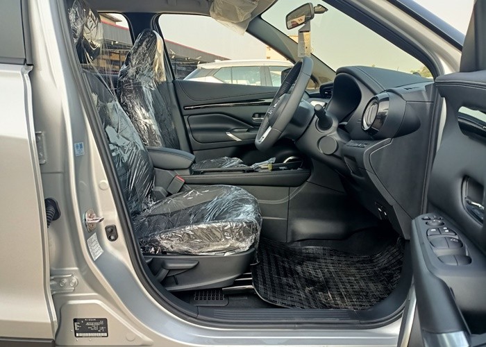 Used 1
                    NISSAN
                     for Sale Image